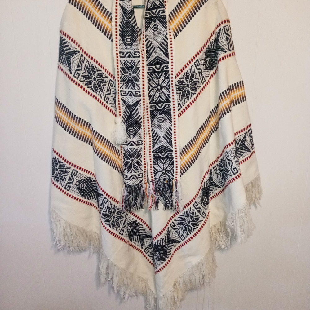 VTG Tejidos Diaz Long Cape, Poncho One size fits all fish Motif Wool - Picture 2 of 9